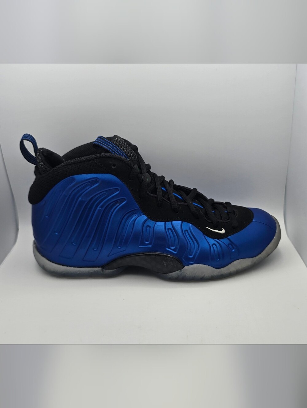 Nike Men’s Royal Blue Foamposite with Black Accents